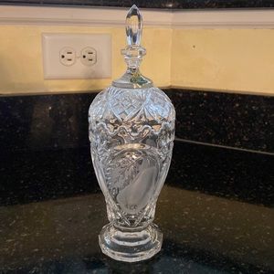 Breyer crystal urn